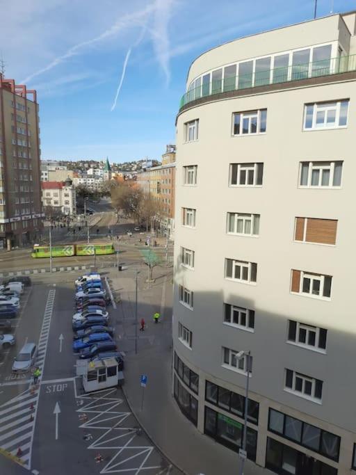 Centrum Studio Apartment With The Self-Check-In Bratislava Eksteriør billede
