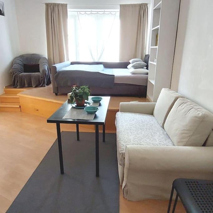 Centrum Studio Apartment With The Self-Check-In Bratislava Eksteriør billede